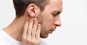 علل و درمان سردرد پشت گوش