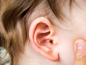 علل ترشح گوش و روش‌های درمان آن